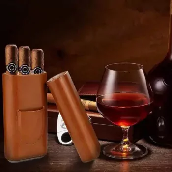 Cigar Cases/Tubes/Holders