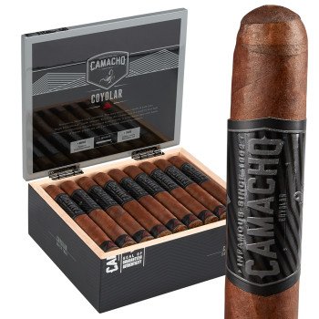 Camacho Coyolar Super Toro