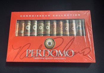 Perdomo Connoisseur Collection Sun Grown Red